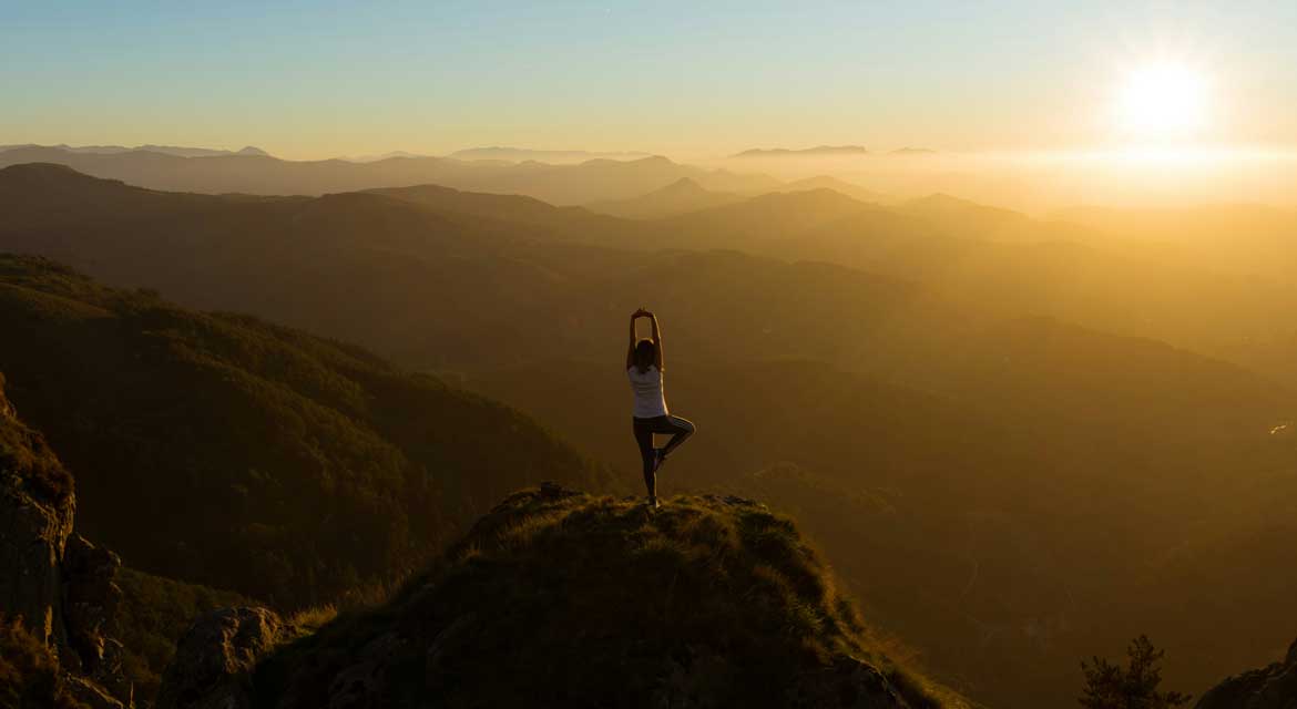 Article cours de Yoga par Lina Franco dans le journal IFY d'avril 2025