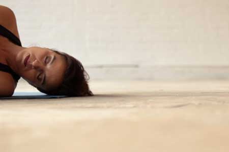 Yoga et Automne : la symbolique de cette saison et comment s'y préparer